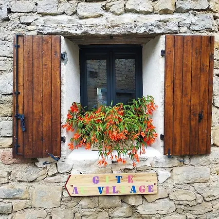 Au Village Rennes-le-Château Exterior photo